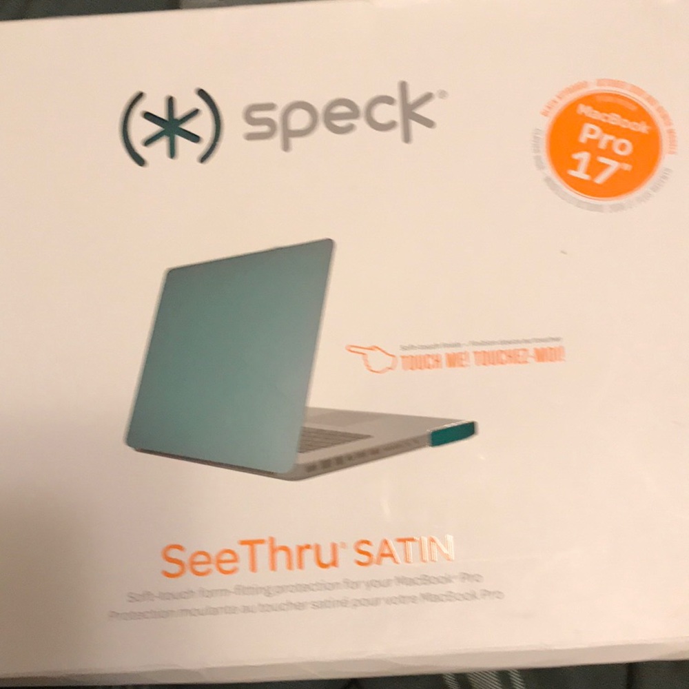 See Thur satin Mac book pro 17’